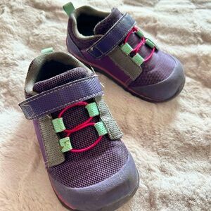 See Kai Run Summit II Toddler Girls' Rubber Sneakers. Size 9. In used condition